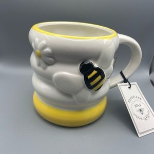 Heartland And Hive Bee And Flower 3D Hive Shaped Mug